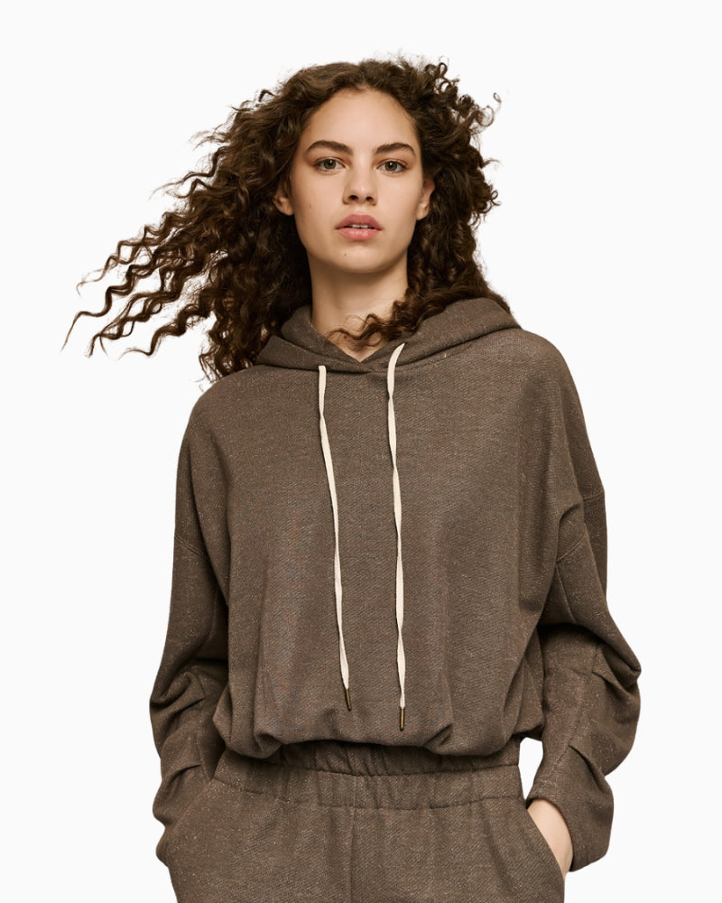 Access sweatshirt showing balloon silhouette and pleated sleeves