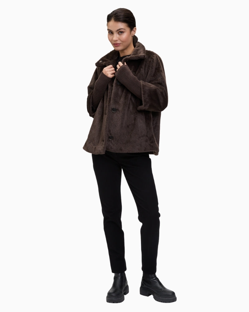 Plush A-line jacket with stand-up collar and press-stud front