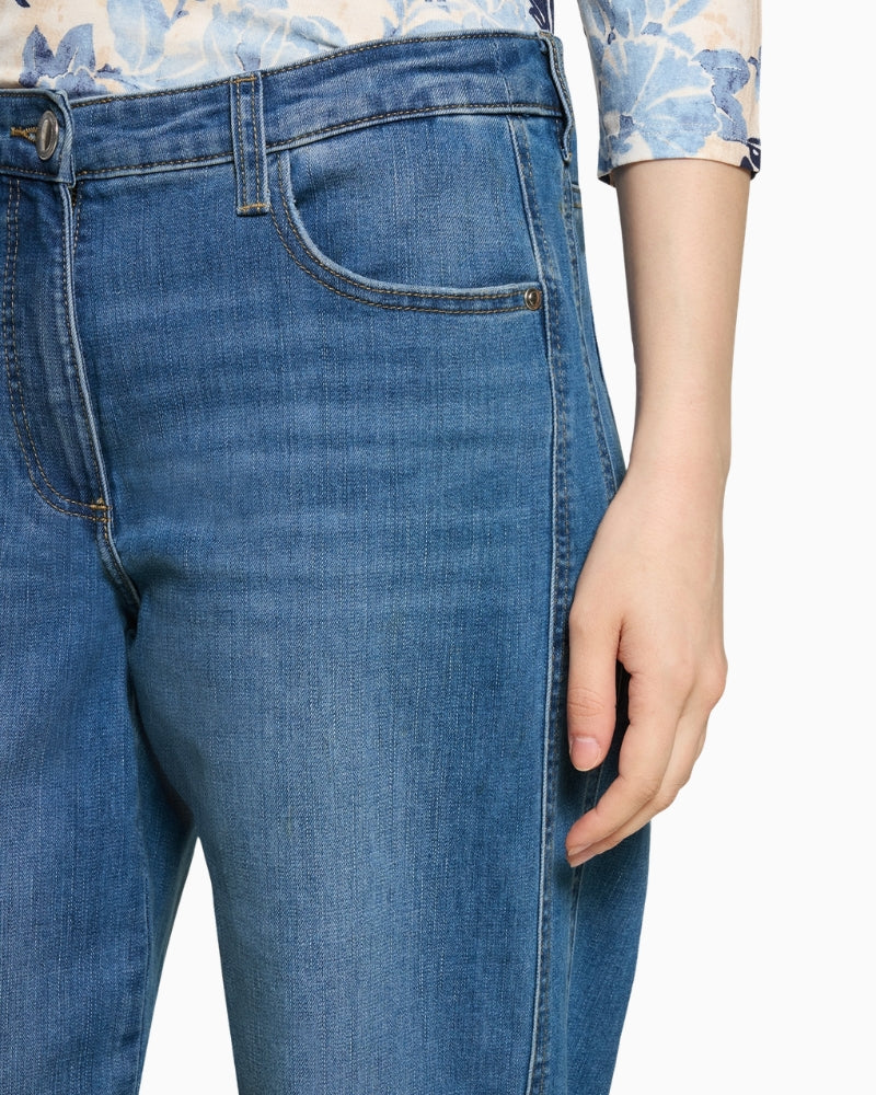 Betty Barclay Casual 7/8 Denim Pants in Denim waistband detail