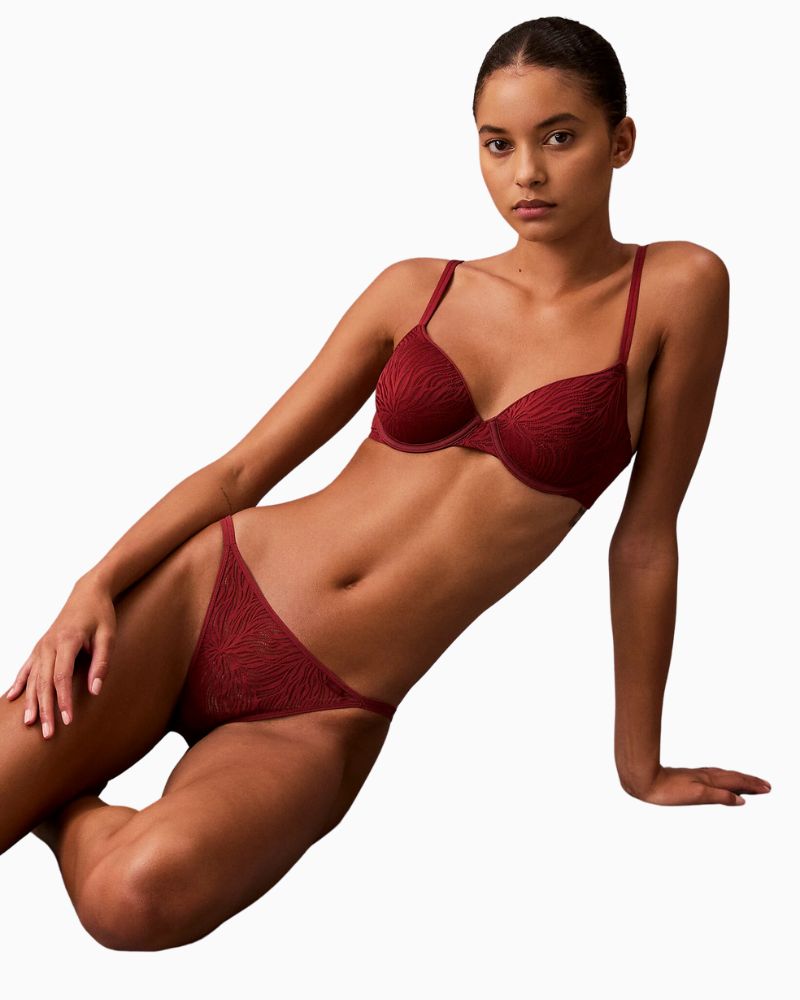 Calvin Klein - Lightly Lined Demi Bra