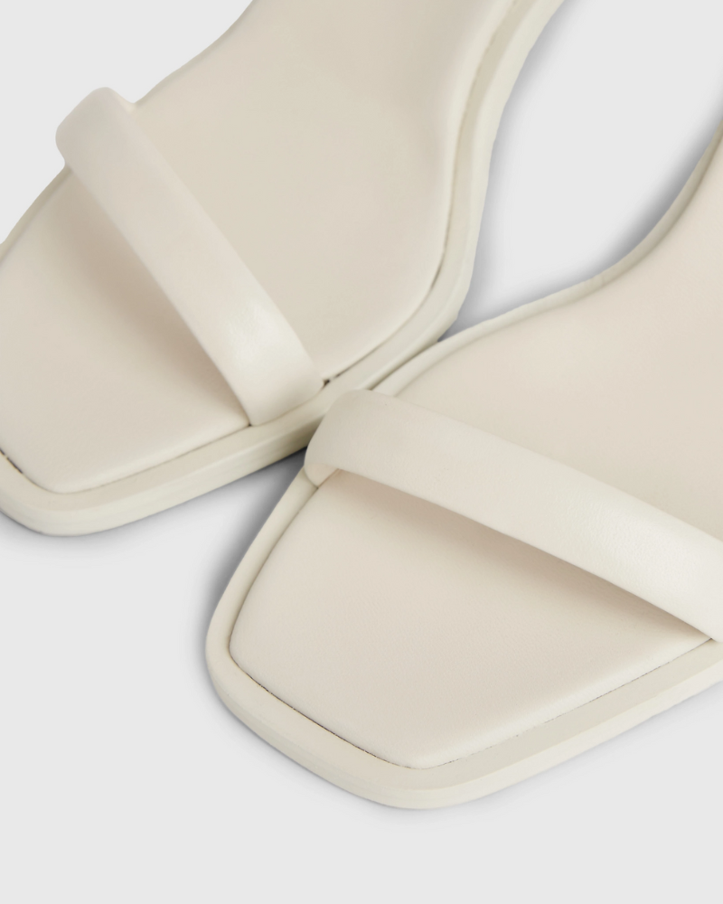 Calvin Klein - Mule Heel