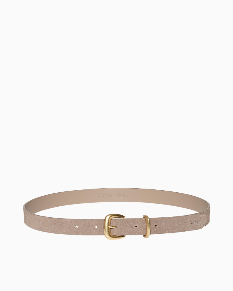 Calvin Klein desert taupe belt strap and buckle detail close-up – Áines Boutique
