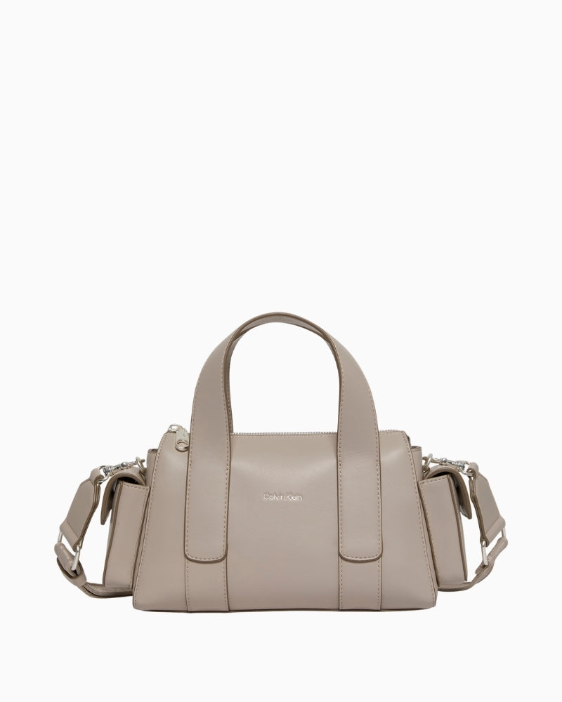 Front view of Calvin Klein black croc‑embossed leather 6‑card case