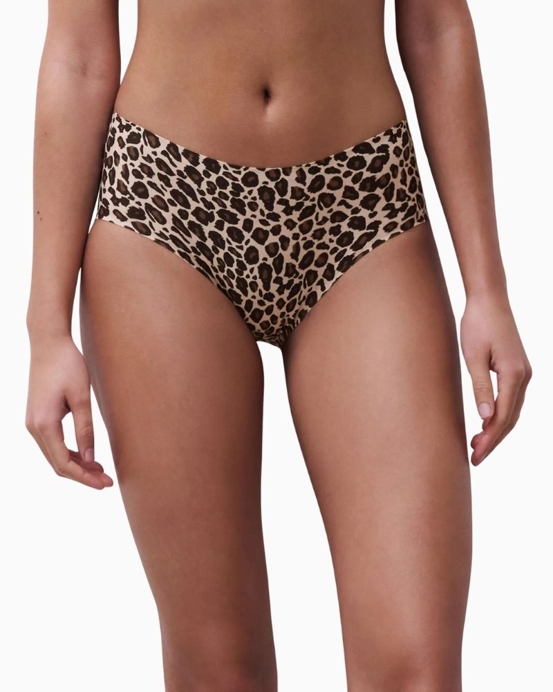 Nude seamless shorty by Chantelle with soft stretch fabric