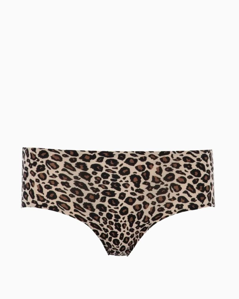 Nude seamless shorty by Chantelle with soft stretch fabric