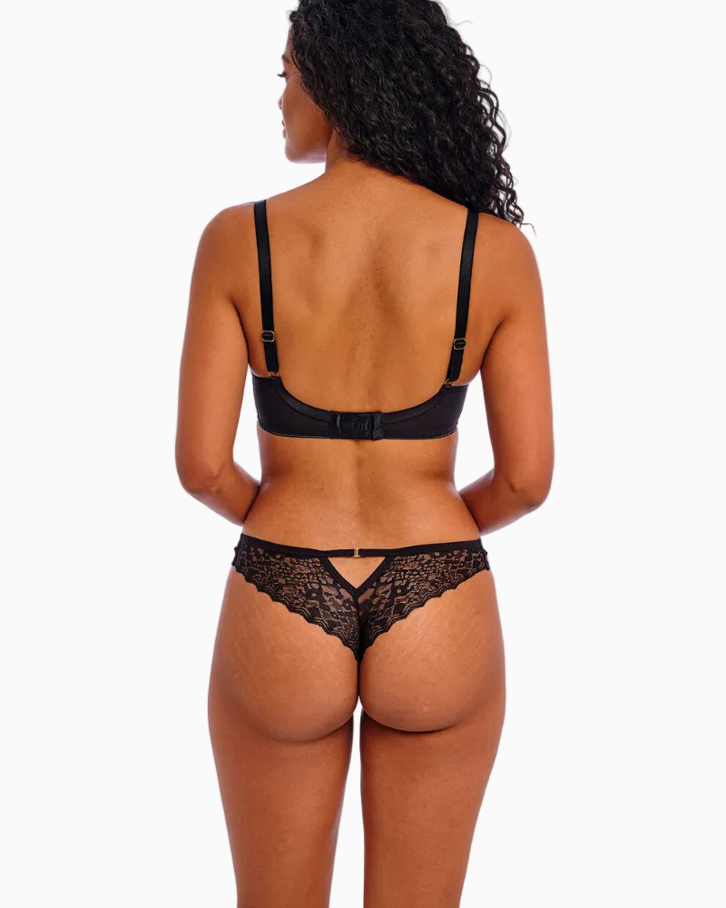 Freya - Temptress Brazilian