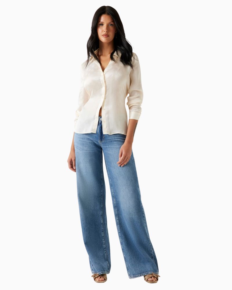 Front view of GUESS crinkled blouse with collar and full sleeves