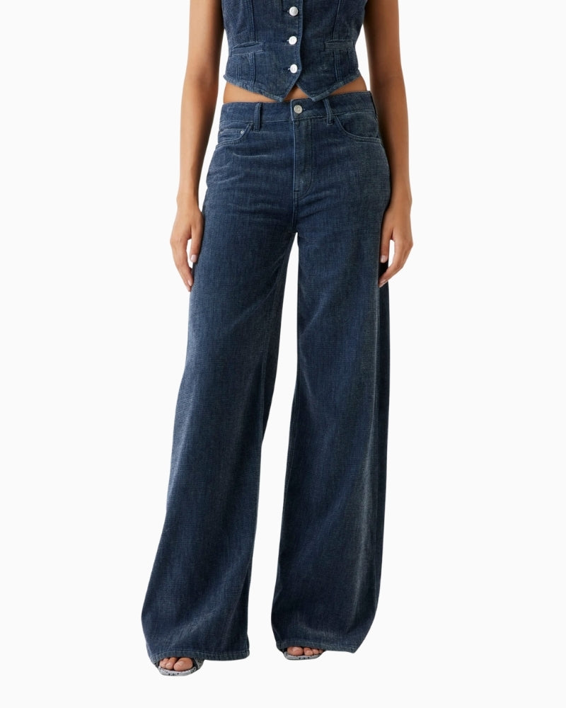 Dark blue Guess Bellflower wide‑leg jeans with dropped crotch and five pockets