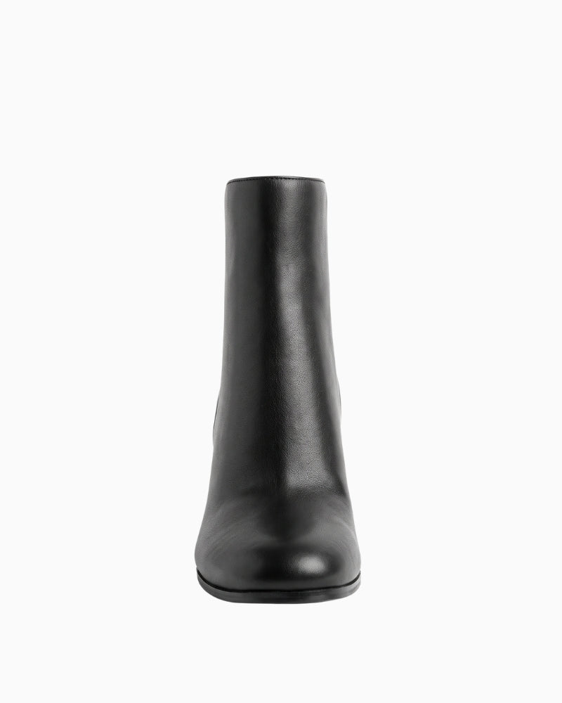 Guess Berklie Ankle Boots in black front view
