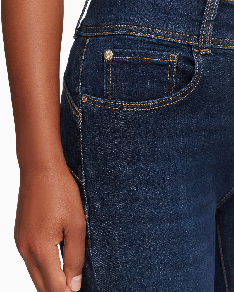 Guess Jeans Shape Up Jeans in Dark Blue front pocket detail