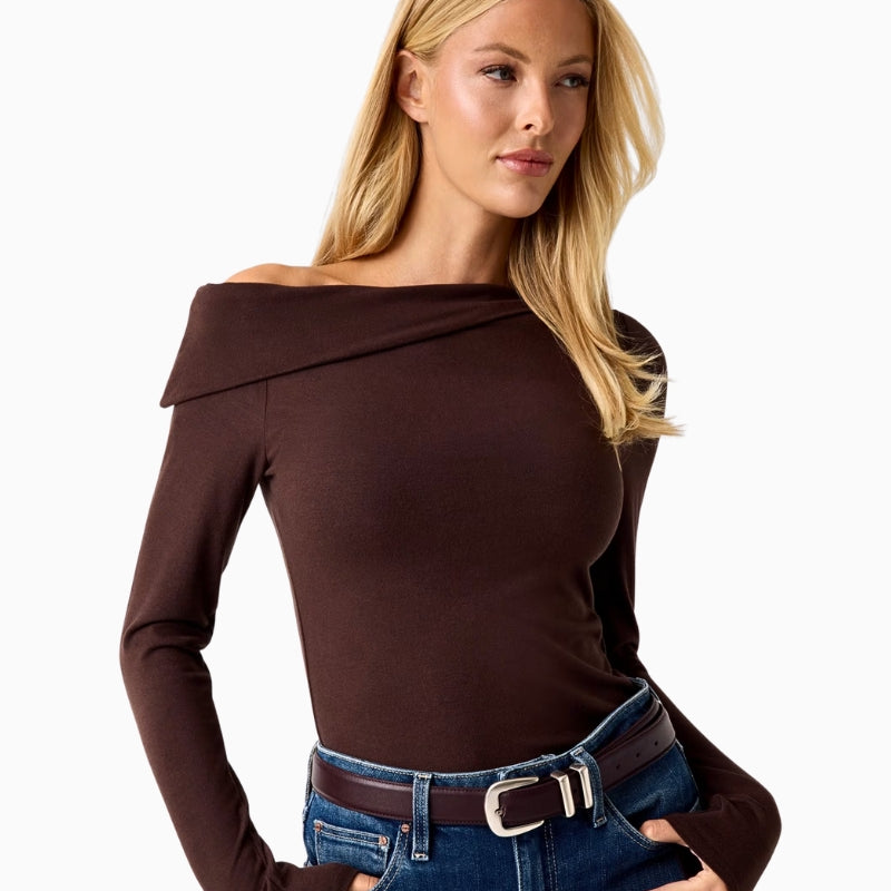 Guess one-shoulder top brown front view – Áines Boutique