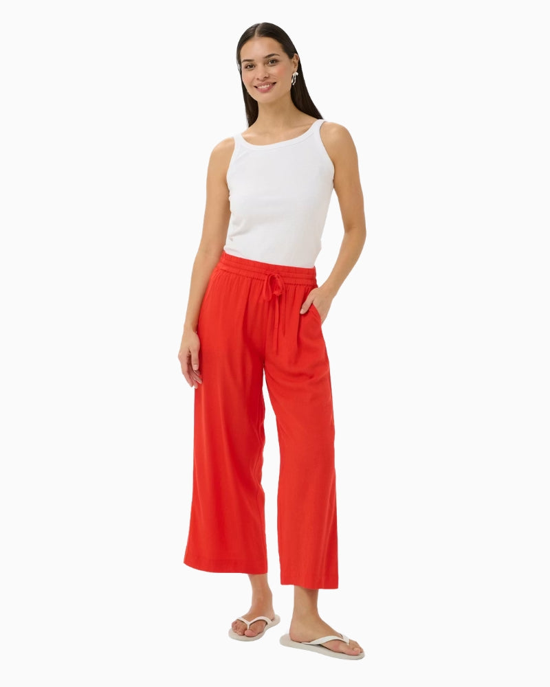 Kaffe KAmilia Linen Trousers in Poppy full outfit view