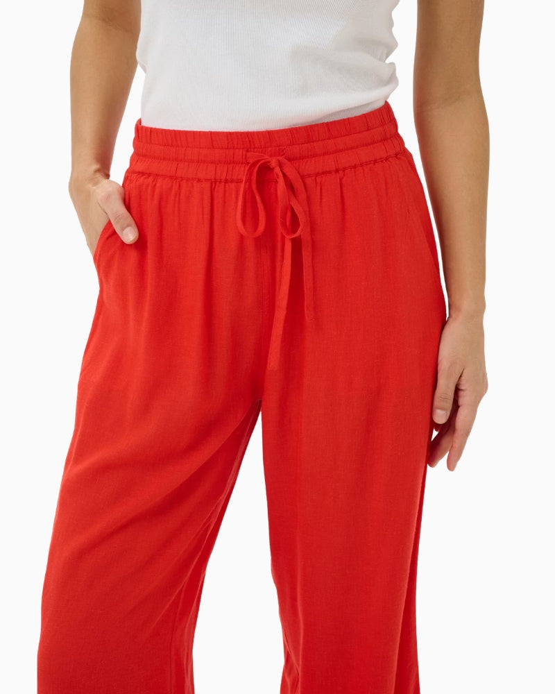 Kaffe KAmilia Linen Trousers in Poppy waistband detail