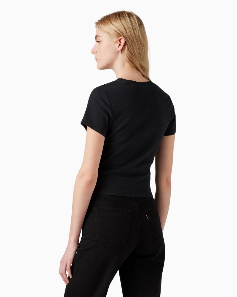 Back view of Levi’s Essential Tee showing close fit and red tab branding