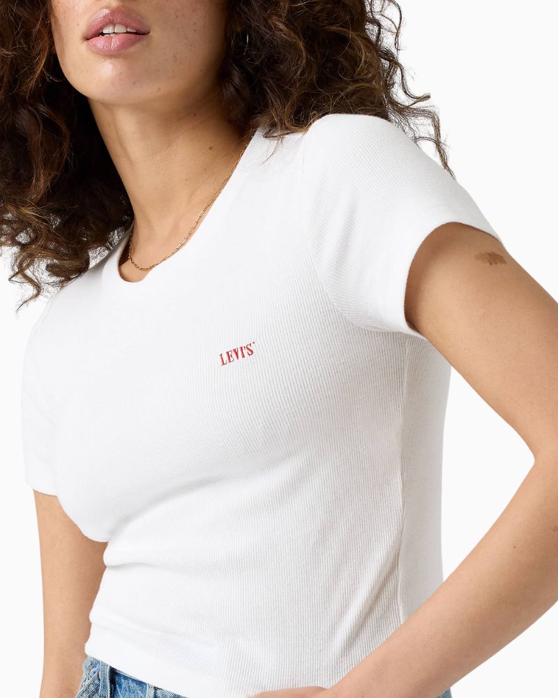 Close up of Levi’s Essential Sporty Tee with ribbed texture, slim fit, and embroidered logo