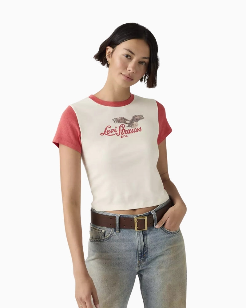 Levi’s Graphic Essential Sporty Tee in white, front view with graphic print – Áines Boutique