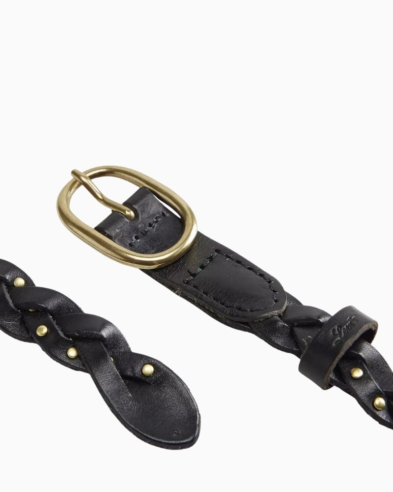 Close-up of Levi’s Taylor black belt weave and buckle detail – Áines Boutique