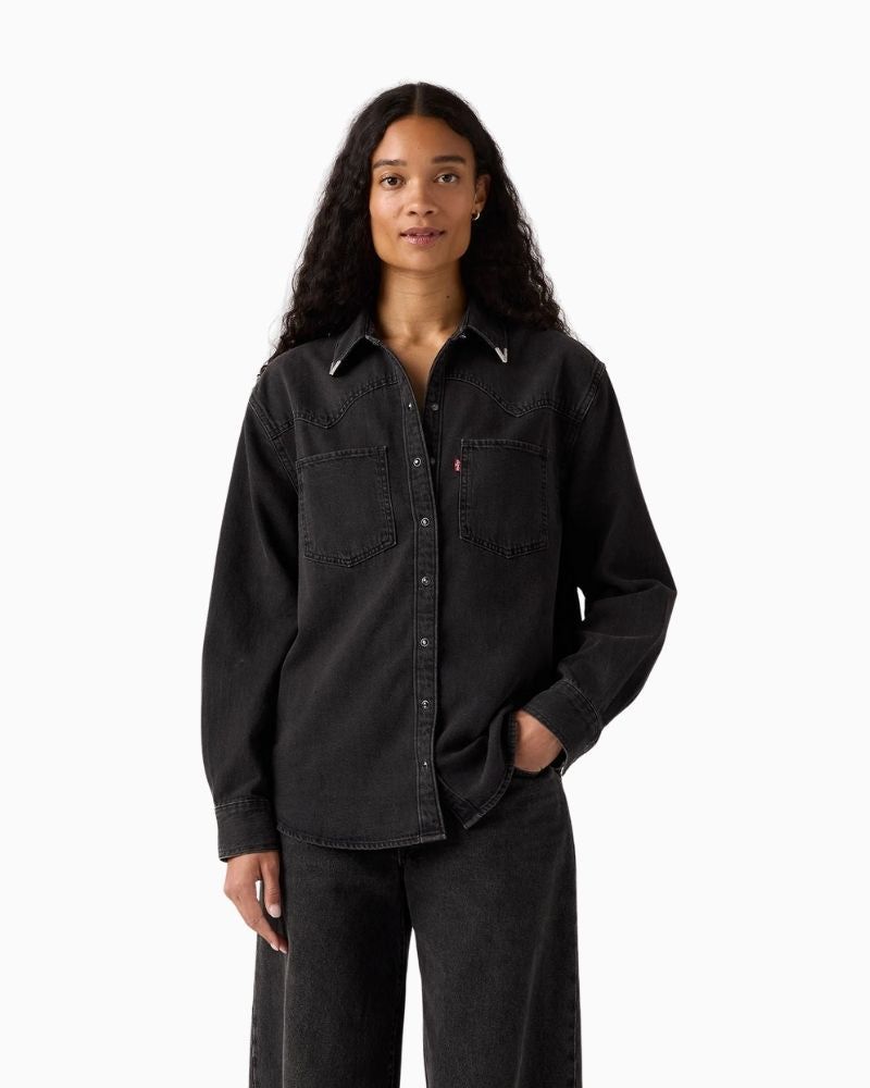Levi’s Teodora western shirt in soft denim with snap buttons and chest pockets