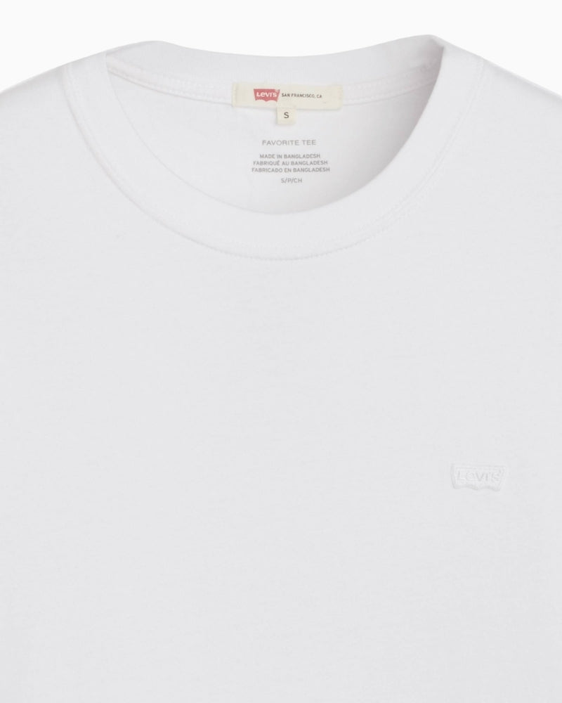 Levi’s Favorite Cotton Tee tonal logo detail – Áines Boutique