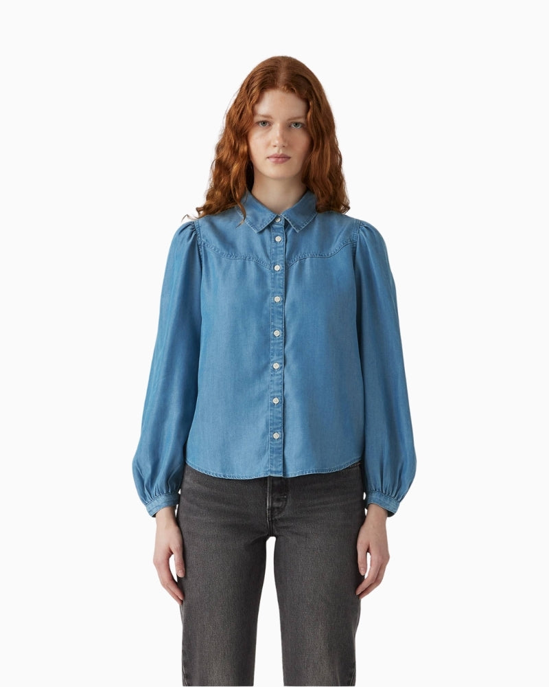 Levi’s Journey Western Shirt with pointed collar and yoke detail