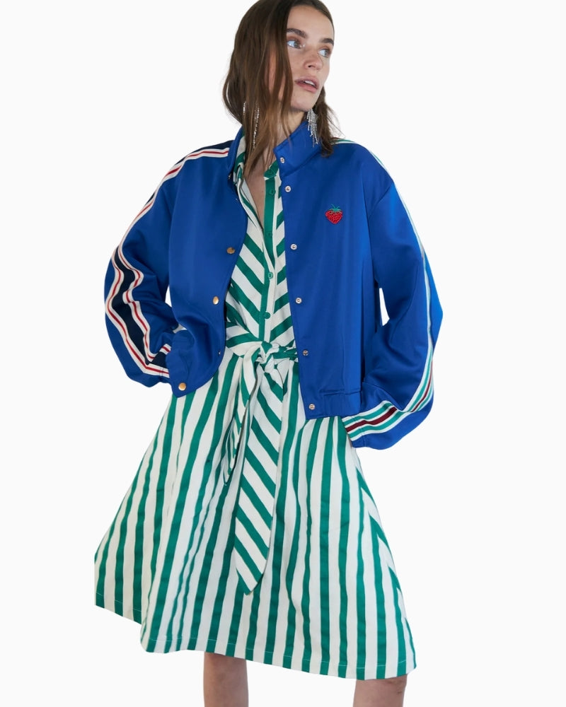 Woman wearing Lollys Laundry Brooklynn blue jacket – Áines Boutiqu