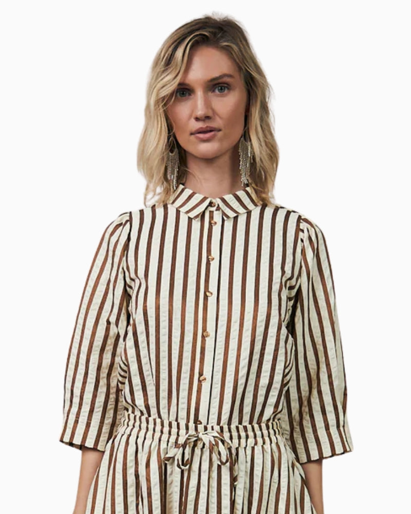 Lollys Laundry Bonoll shirt Dark Mokka front view – Áines Boutique