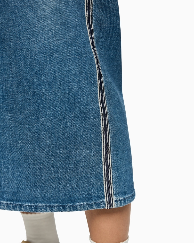 Marc Cain denim midi skirt fabric texture close-up – Áines Boutique