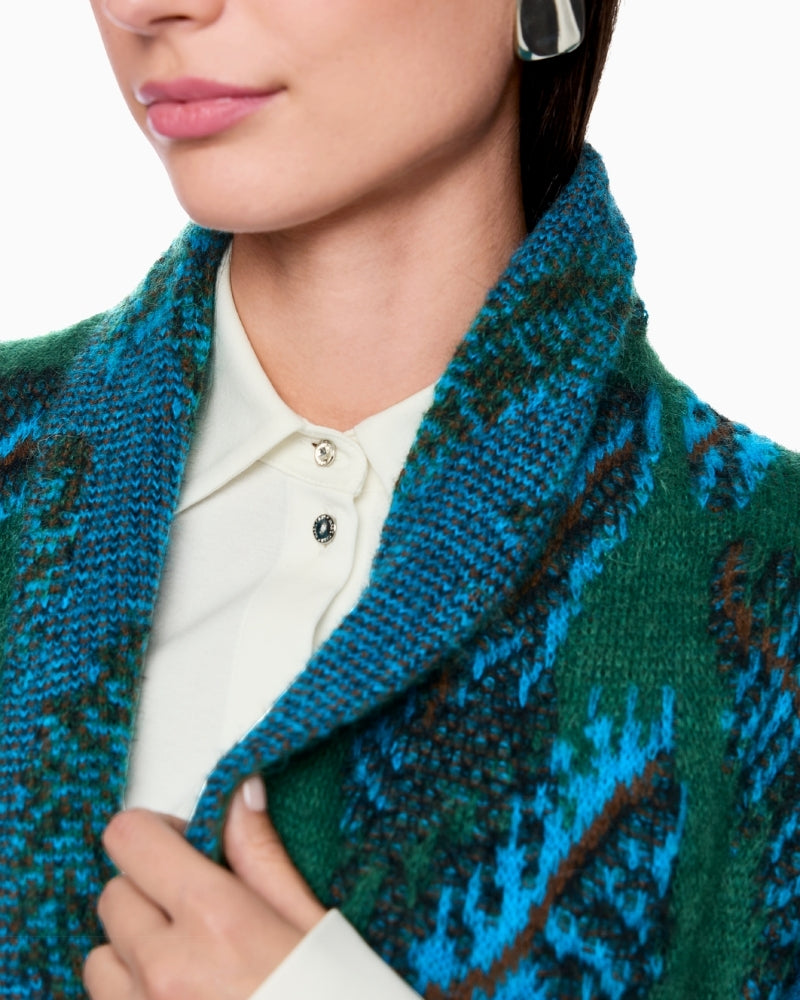 Close-up of feather jacquard pattern and luxurious fabric blend