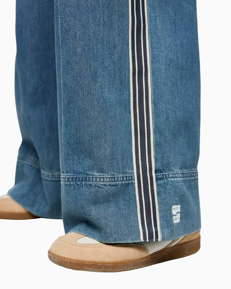 Marc Cain denim trousers fabric texture and side stripe detail – Áines Boutique