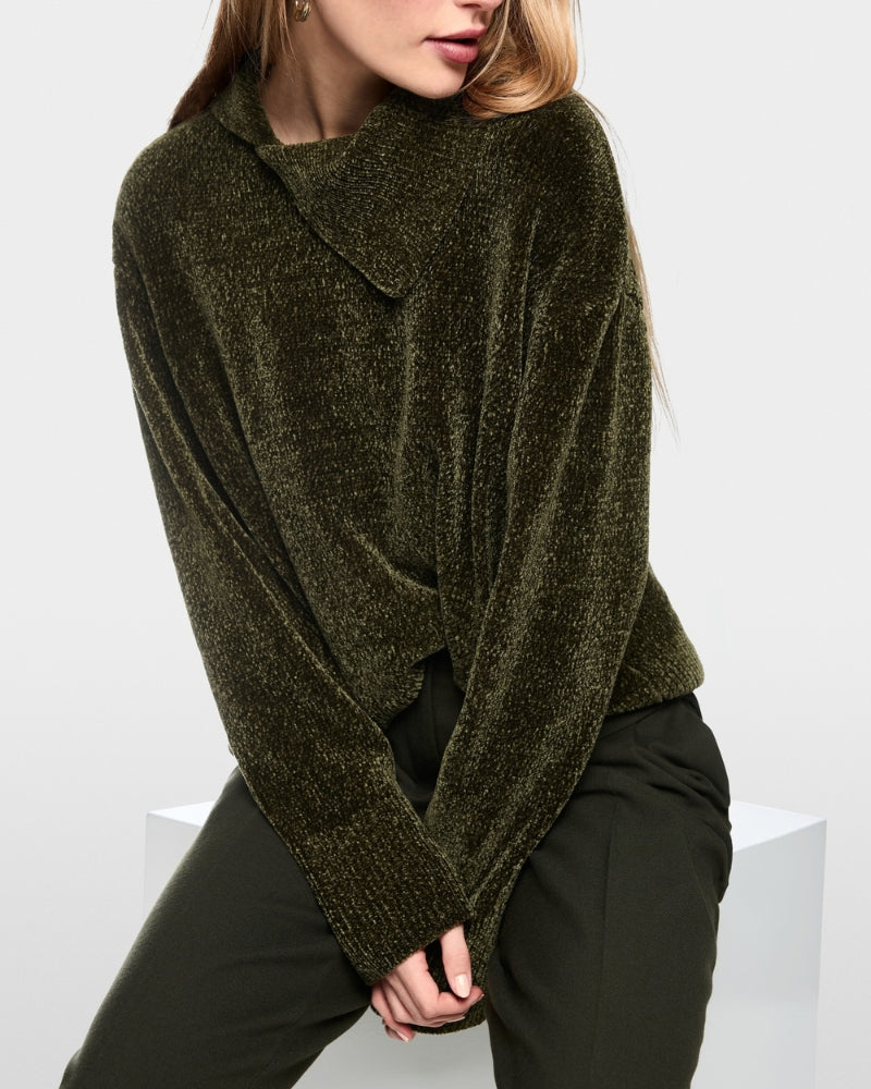 Marc Cain Chenille Yarn Turtleneck Jumper chenille texture detail