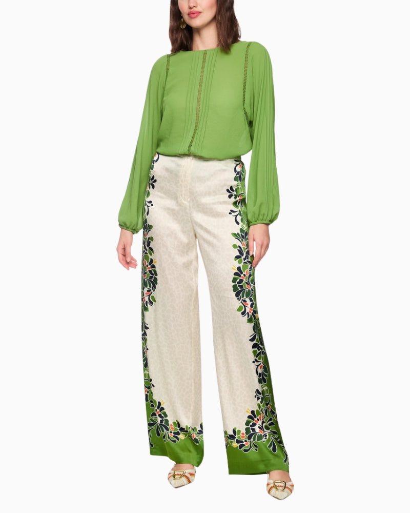 Marc Cain WARRI flowing trousers ecru front view on model