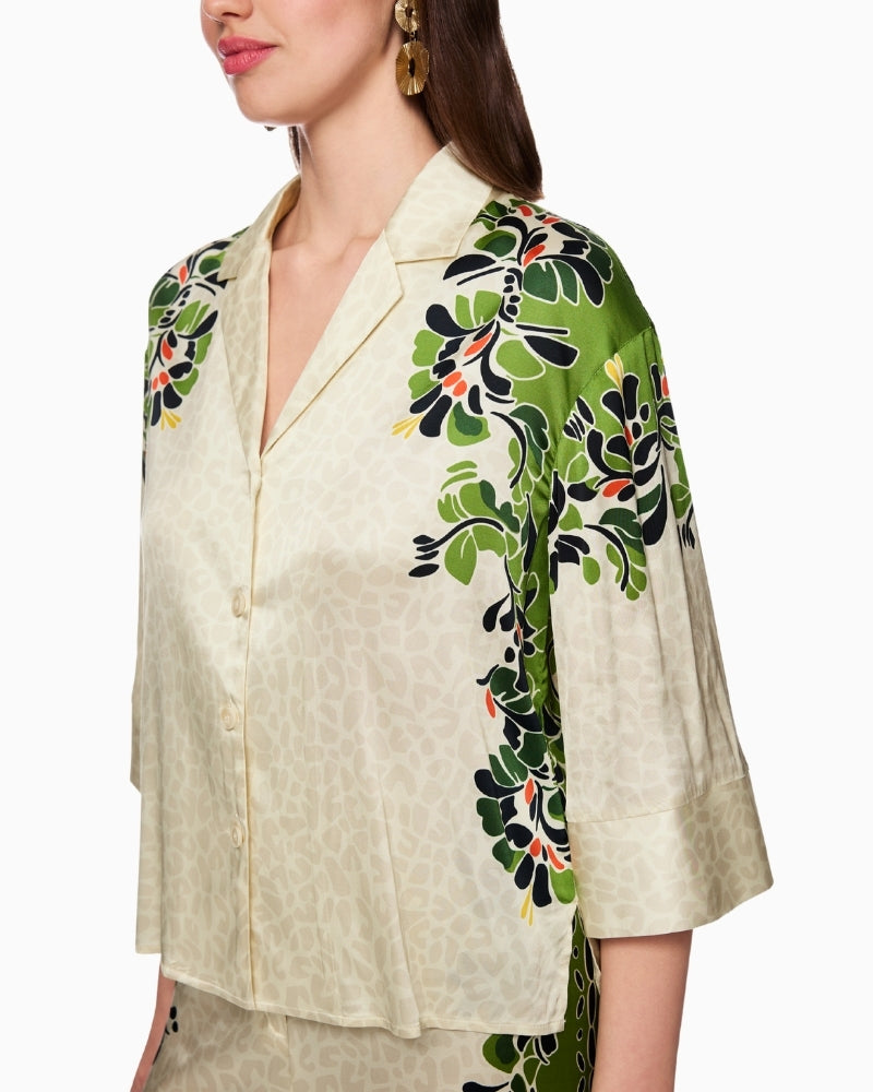 Marc Cain blouse print detail leopard hibiscus close up