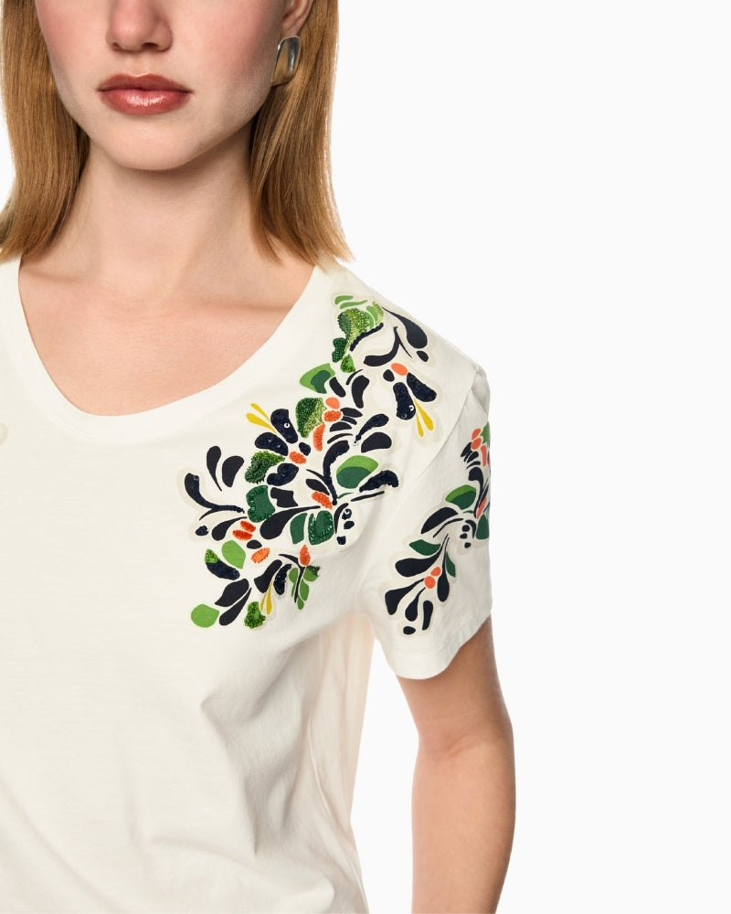 Marc Cain hibiscus print T-shirt off-white close-up bead and sequin detail