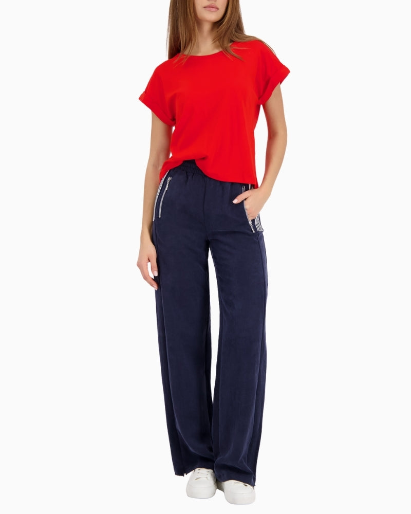 Woman wearing Monari cotton T-shirt red styled casually – Áines Boutique
