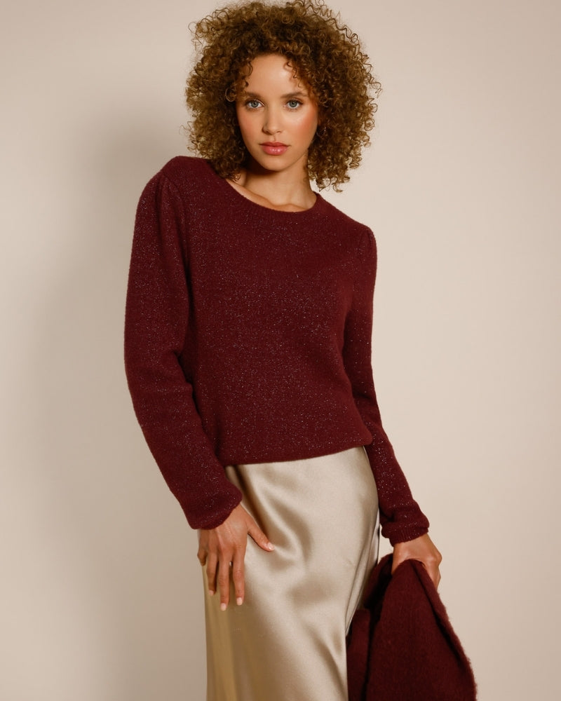 Detail of neckline and sleeve cuff in shiny polyamide-blend pullover