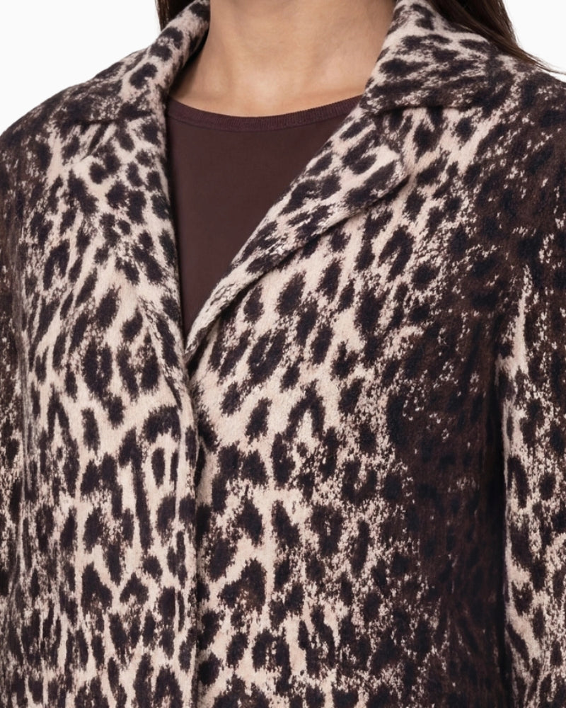 Monari Leopard Cardigan in leopard lapel collar detail