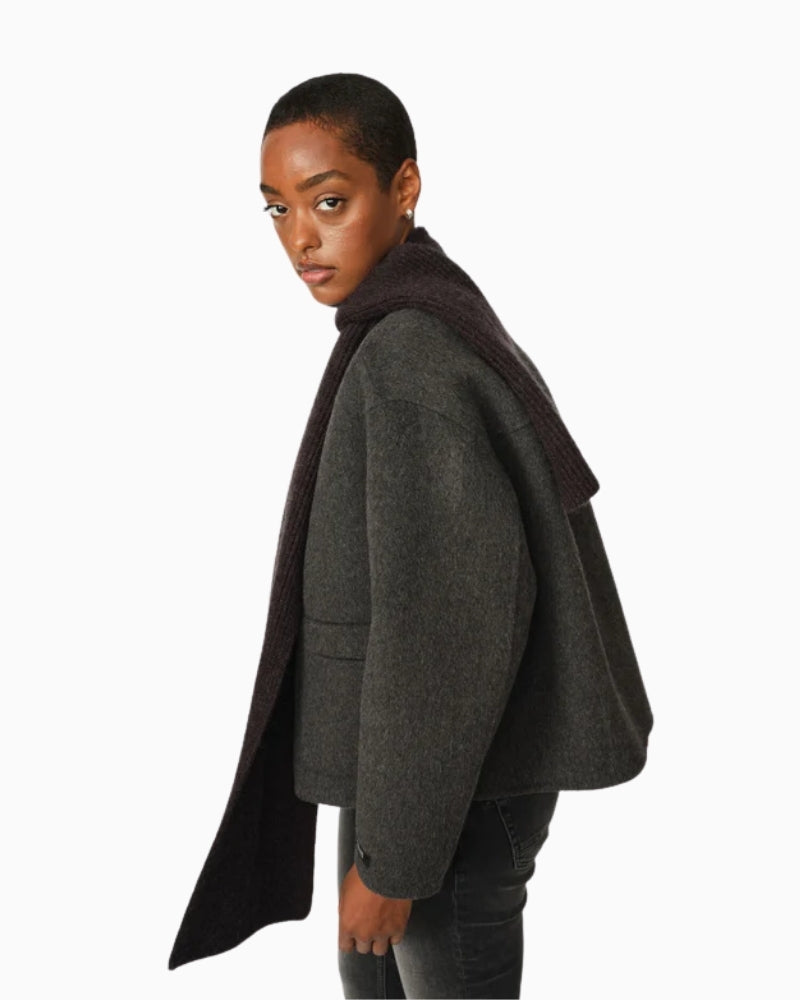 Side profile of Maria Loisa jacket from Mos Mosh featuring functional pockets and structured fit