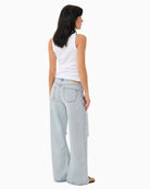 Back of My Essential Wardrobe DangoMW full-length jeans with high waist and relaxed fit