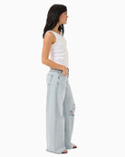 Side of My Essential Wardrobe DangoMW full-length jeans with high waist and relaxed fit