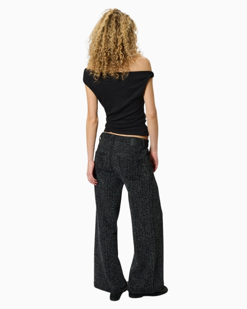 Back view of fitted one-shoulder GIGGO top in soft viscose blend