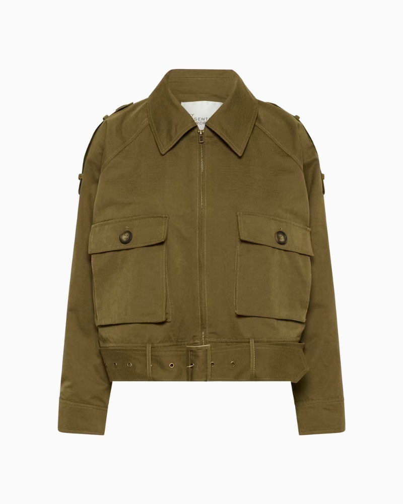 My Essential Wardrobe Lyon cropped coat front view – Áines Boutique