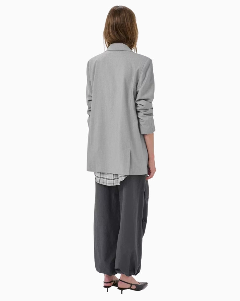 My Essential Wardrobe Hanna Blazer light grey melange model back view