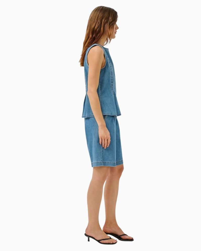 My Essential Wardrobe Lara denim shorts side profile