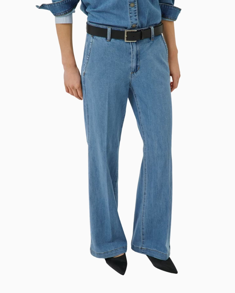 My Essential Wardrobe The Lara 115 Pant light denim front view