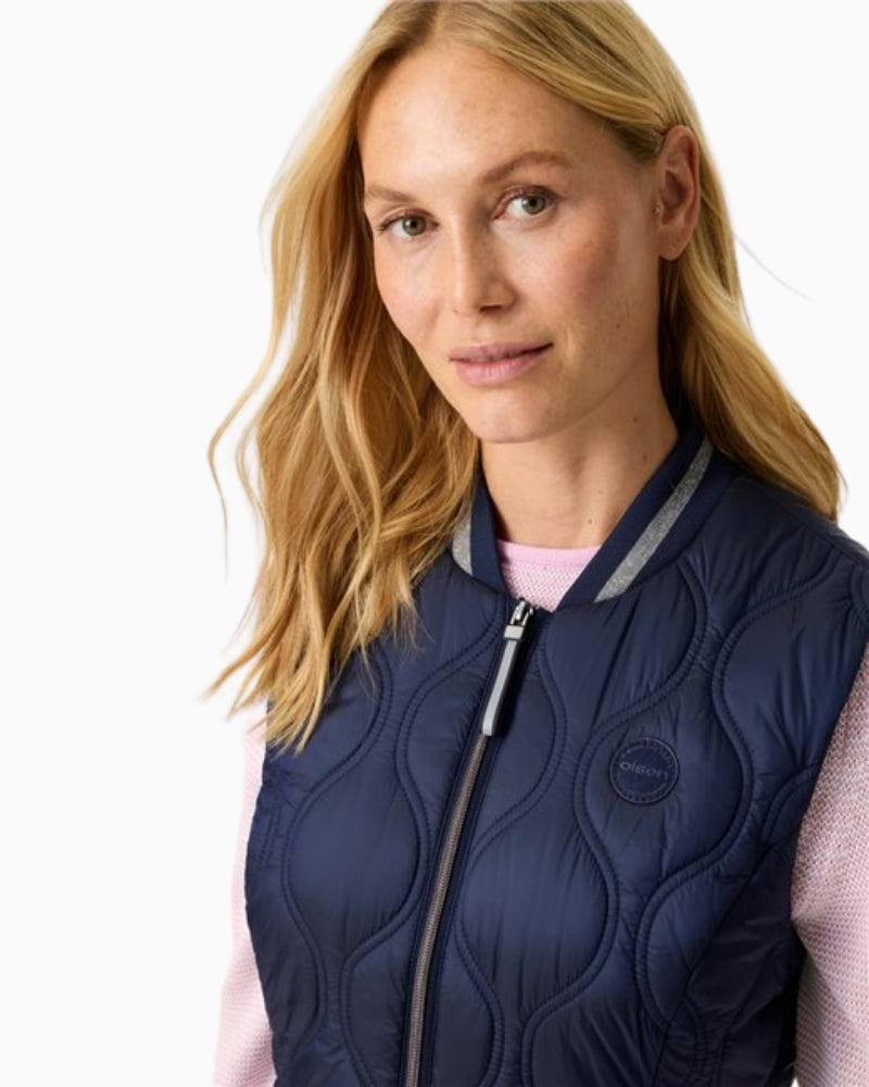 Olsen navy quilted vest stitching detail – Áines Boutique