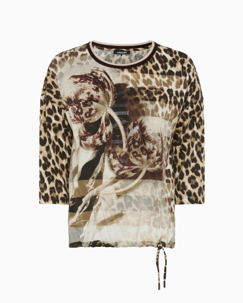 Olsen Clara Panneaux Design Animal Print Top in leopard fabric detail