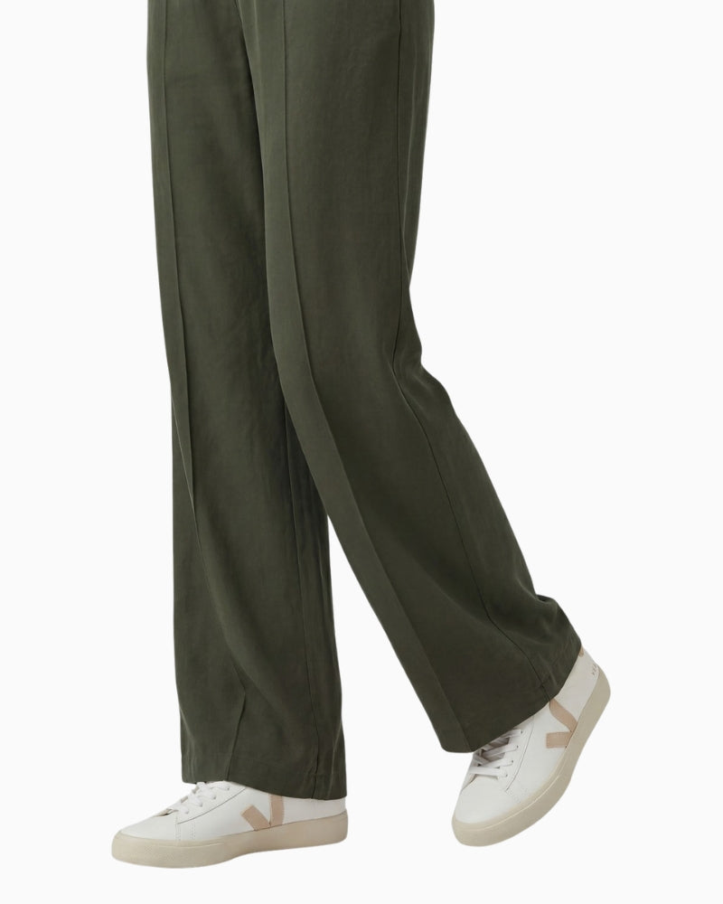 Olsen Wide Leg Trousers in Khaki front pintuck detail