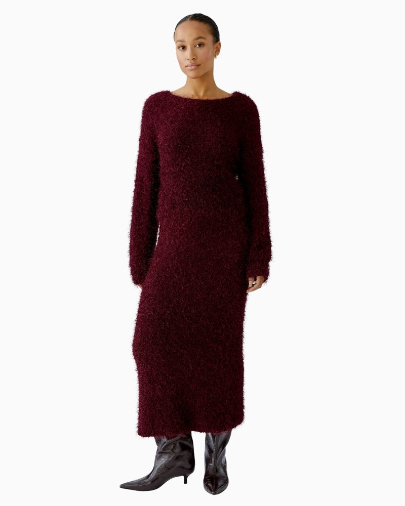 Oui Bramble Berry pullover with textured fringed knit and cropped cut