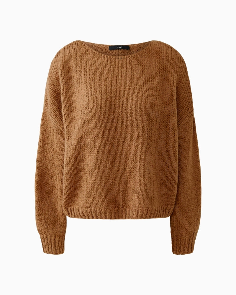 Oui camel pullover in ANGEL yarn with oversized fit and cropped shape