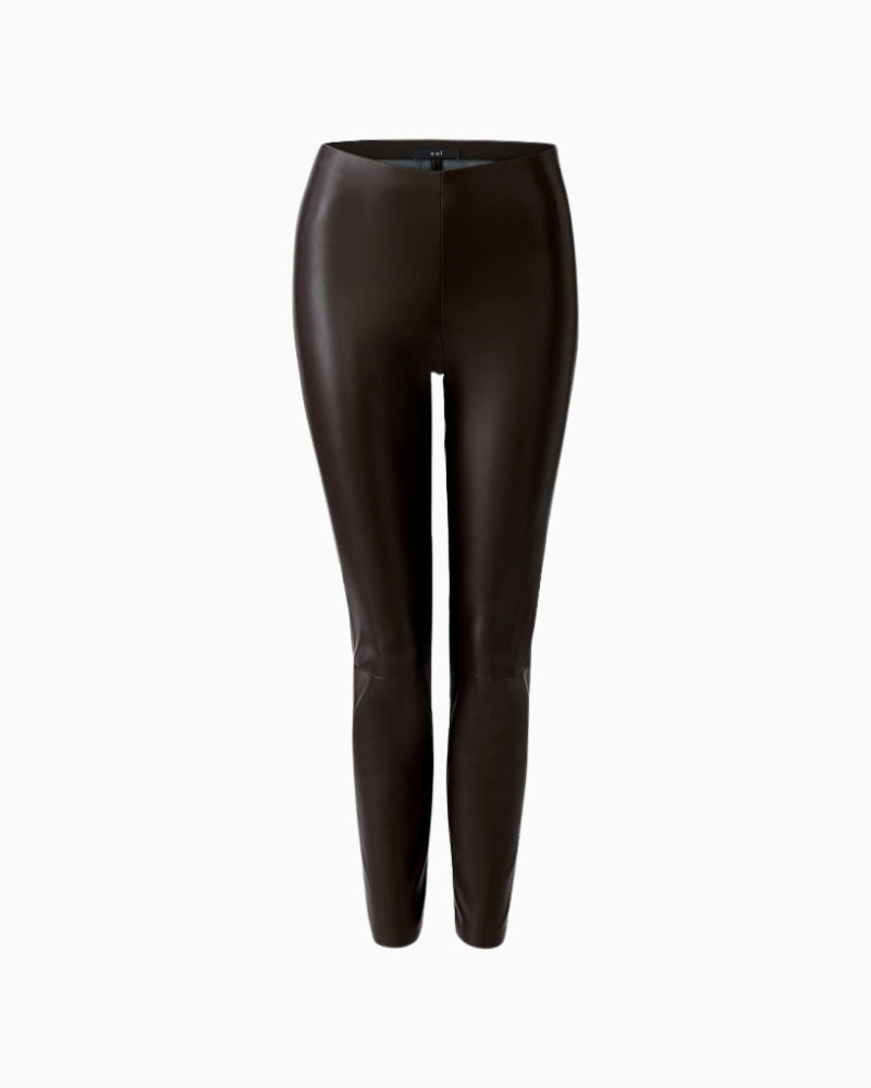 Front view of Oui leather-look leggings with mid-rise waistband